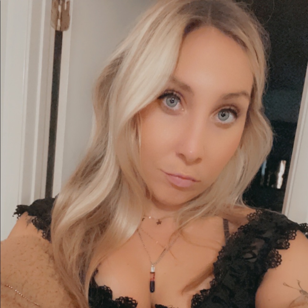 Meet your Posher, Natalie